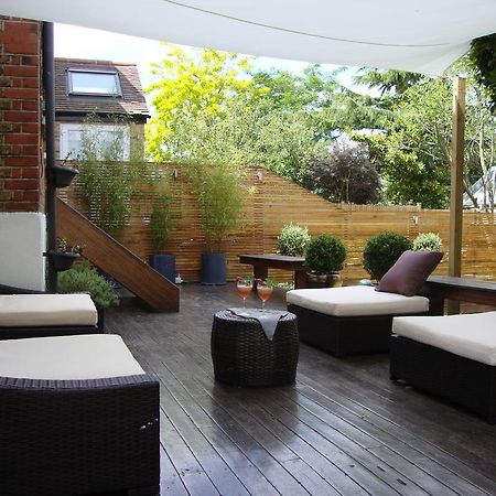 Londonhomegardens Экстерьер фото